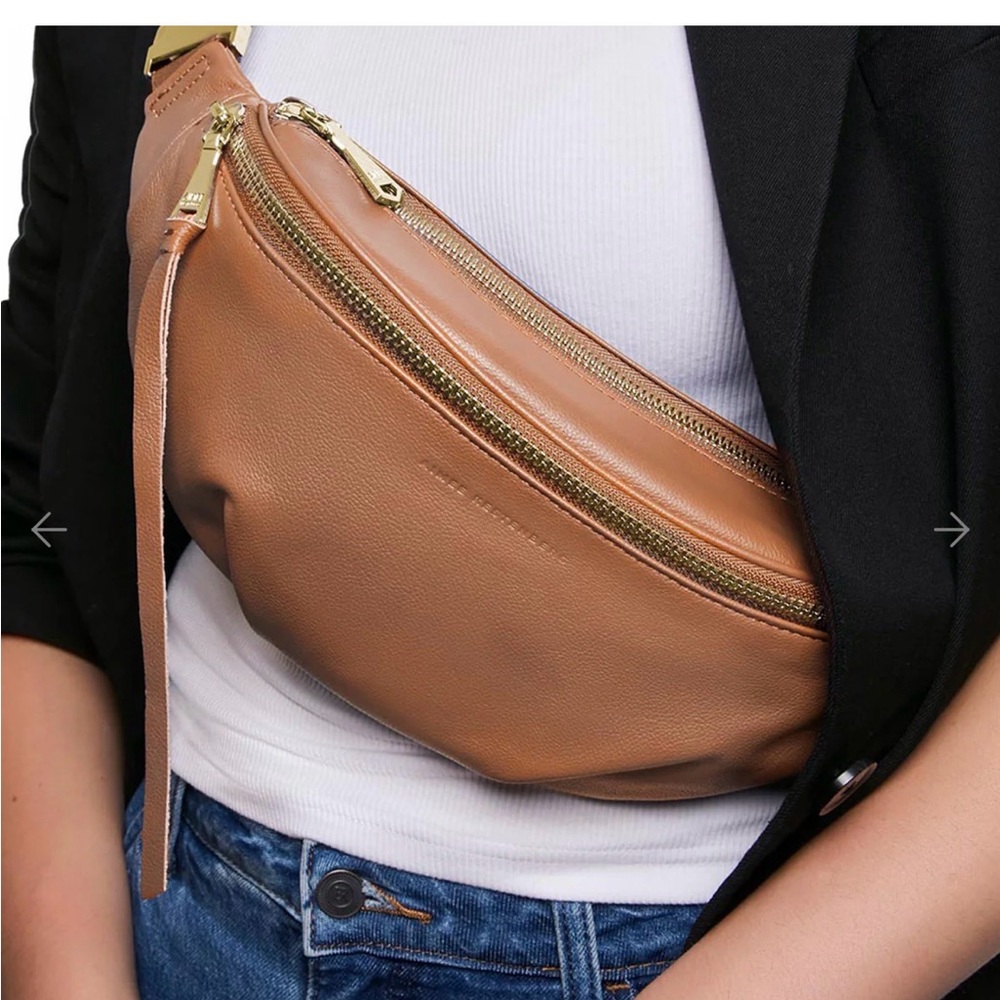 NWT AIMEE KESTENBERG Leather Cabo Sling Bum Bag Fanny Pack Belt Bag in Nutmeg - Picture 4 of 8